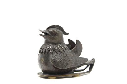 CHINA. Perfume burner in the shape of a bird...