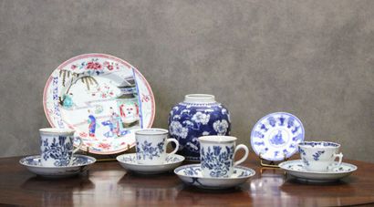Chine -Compagnie des indes 
Suite of 4 cups...