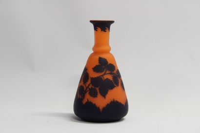 RICHARD. Vase in multi-layered glass with...