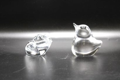 DAUM. Meeting of a chick and a frog in glass....