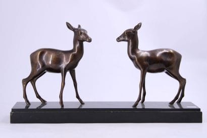 Marti FONT (XX). Deux faons, sculpture en...