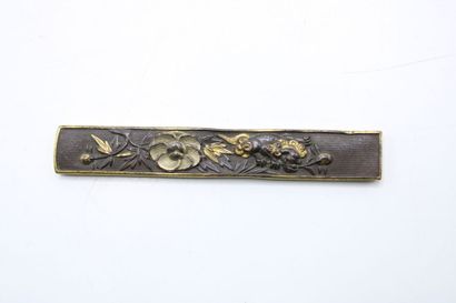 JAPON
Meeting of four objects of lettered...