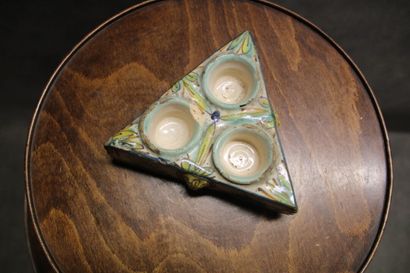 dans le goût de la RENAISSANCE 
Earthenware...