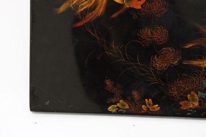 CHINA. Black lacquered wood panel decorated...