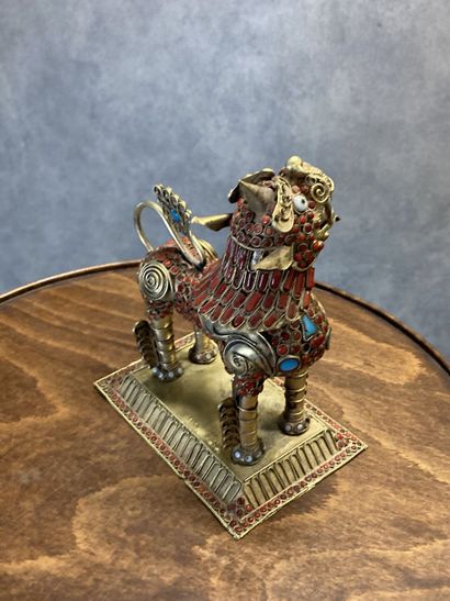 TIBET
Big dog of Fô in gilded metal and inlays...