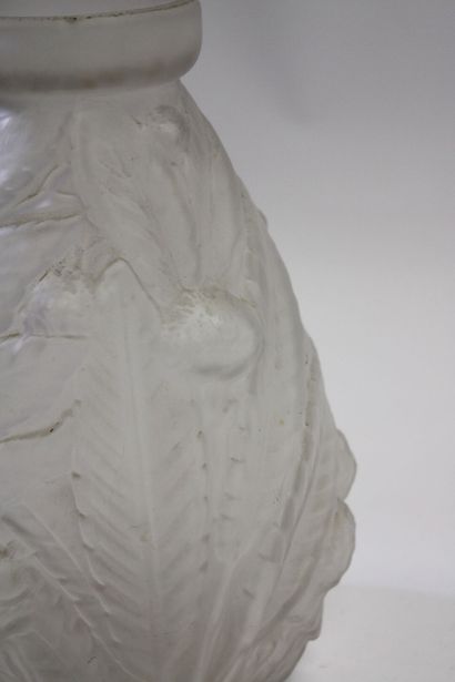 Pressed glass piriform vase. Art Deco period....