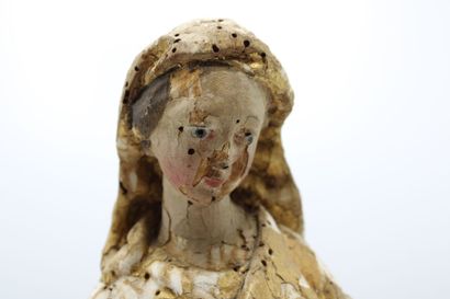 Sainte femme en bois sculpté en ronde-bosse,...