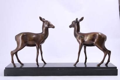 Marti FONT (XX). Deux faons, sculpture en...