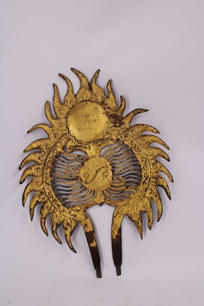 CHINA. Openwork gilded metal plate with yin...