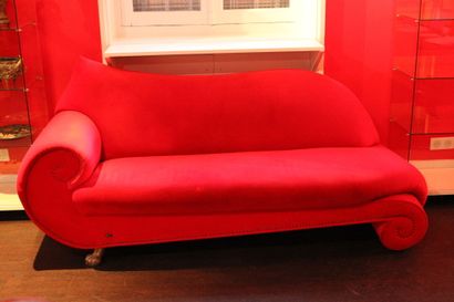 Sofa BRETZ model GAUDI in red velvet fabric...