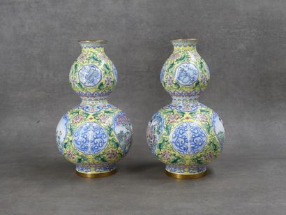 CHINA. Pair of gourd vases decorated with...