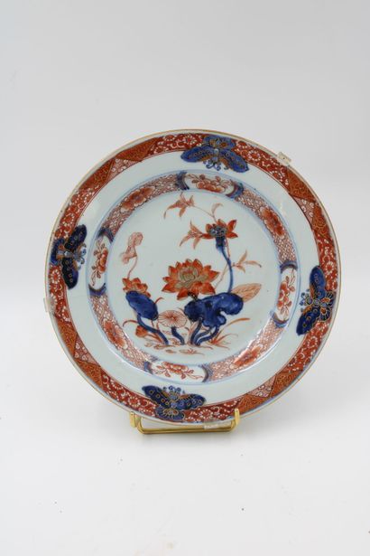 CHINE - Compagnie des indes
Suite of 7 porcelain...