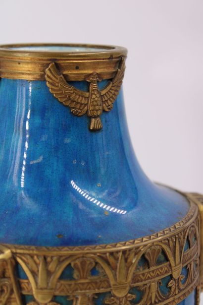 SEVRES
(in the taste of the manufacture)...
