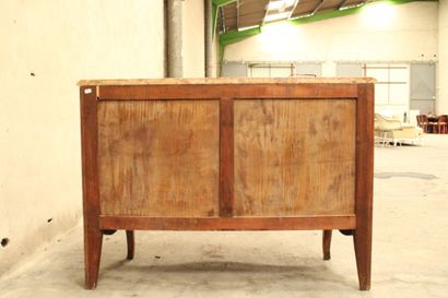Commode Style Louis XV
Commode en marqueterie...