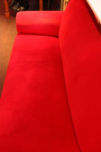 Sofa BRETZ model GAUDI in red velvet fabric...
