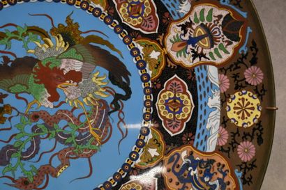Plat au dragon. 
CHINA. Important dish in...