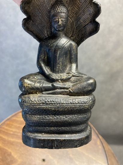 CHINE - ASIE 
Buddha in bronze. Height :...