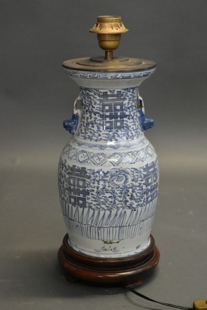 Lamp porcelain of china White Blue Total...