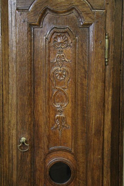 Régence
Horloge de parquet en chêne mouluré...