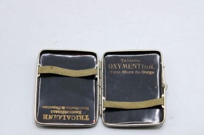JAPON 
Small metal cigarette case with landscape...