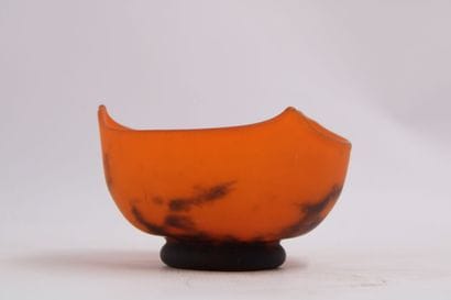 Muller Brothers Lunéville. Circular bowl...
