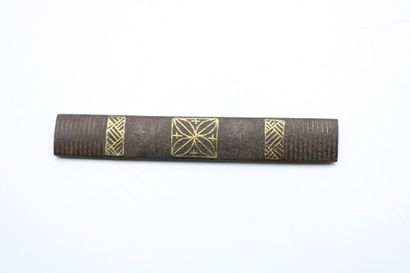 JAPON
Meeting of four objects of lettered...
