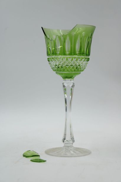 SAINT LOUIS. Service out of crystal including:...