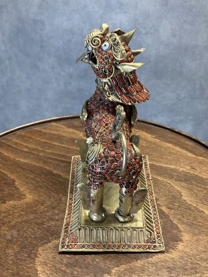 TIBET
Big dog of Fô in gilded metal and inlays...
