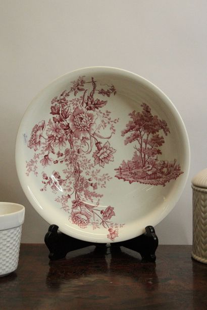 Meeting of earthenware including three cylindrical...