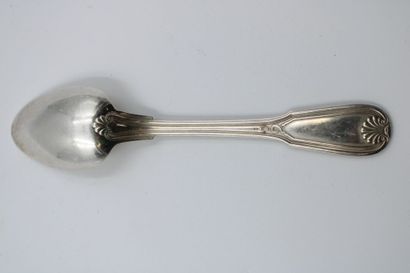 ERCUIS. Ménagère en métal argent comprenant...