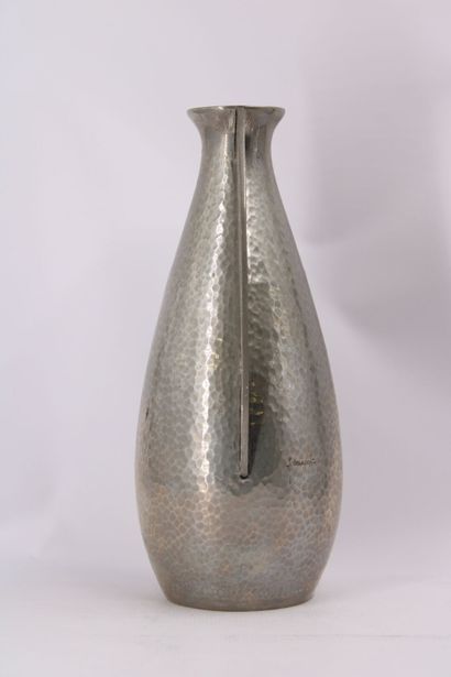 René DELAVAN (active around 1926-1958). Hammered...
