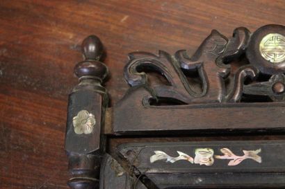 TONKIN, early 20th century. Pair of mirrors...