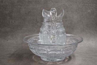 LE CREUSOT 
CREUSOT. Ewer and its basin out...