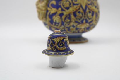 Renaissance 
(in the taste of) Earthenware...
