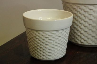 Meeting of earthenware including three cylindrical...