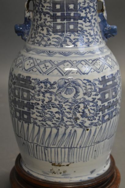 Lamp porcelain of china White Blue Total...