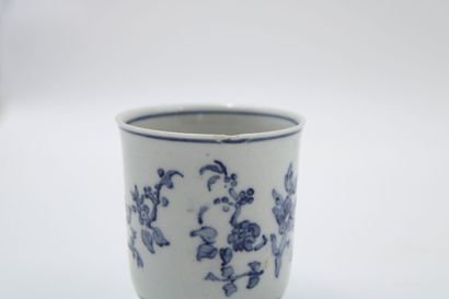 Chine -Compagnie des indes 
Suite of 4 cups...