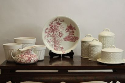 Meeting of earthenware including three cylindrical...