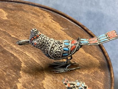 TIBET 
Collection of 7 birds in metal (silver...