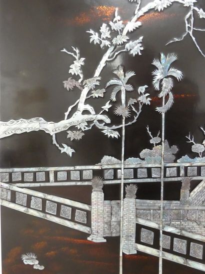 VIETNAM. Suite of 4 lacquered wood panels...
