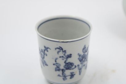 Chine -Compagnie des indes 
Suite of 4 cups...