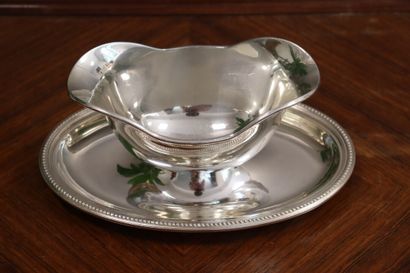 CHRISTOFLE - GALLIA. Un légumier et une saucière...