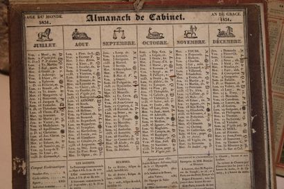 LOT d'une soixantaine d'ALMANACHS XIXe Siècle,...