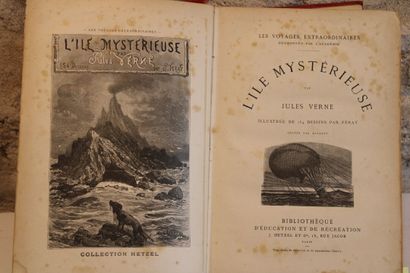 JULES VERNE, Extraordinary Voyages, Collection...