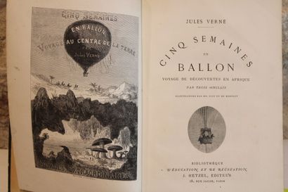 Jules VERNE, Meeting of two works:
- Voyages...