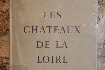 [BEAUX-ARTS], Meeting of three works 