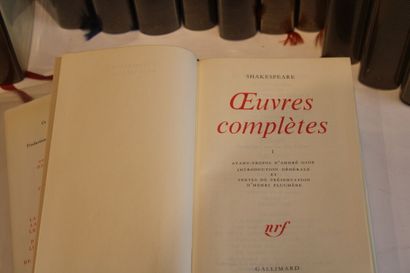 LA PLEIADE, Set of 12 volumes Bibliothèque...