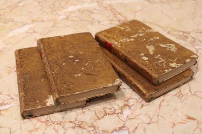 WALTER SCOTT, The Antiquary, translated from...