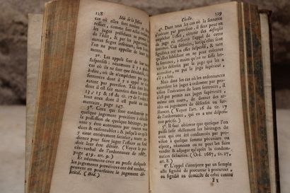 [DROIT]. M ***. Commentaire sur l'ordonnance...