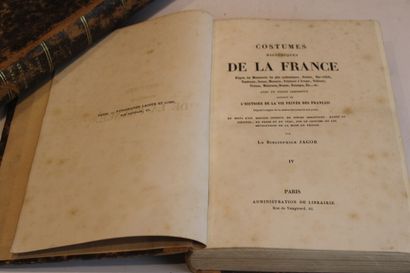 [BIBLIOPHILE JACOB]. Historical Costumes...